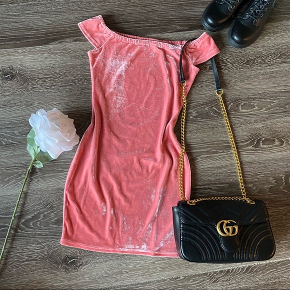 NWT Pink Off-The-Shoulder Dress - Picture 4 of 6